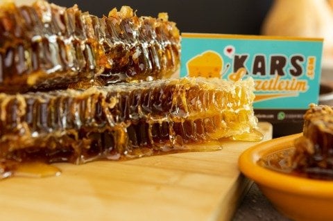 KARAKOVAN PETEK BALI(1.3 İLA 1.4KG)