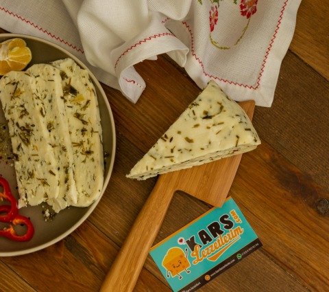 OTLU PEYNİR 500 GRAM
