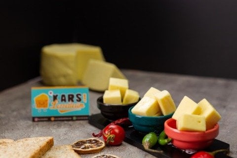 PİKNİK TAZE KAŞAR PEYNİRİ 1 KİLO